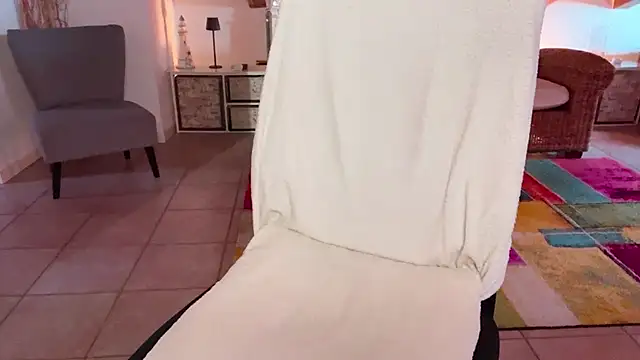 kyliebri online show from 09/21/25, 12:51