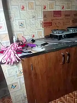 miss-maya24 online show from 10/09/25, 11:19