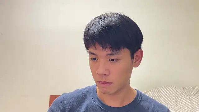 Snapshot of Foxfoxfox4 chatting on 12/14/25, 01:38 Foxfoxfox4 online show from 12/14/25, 01:38