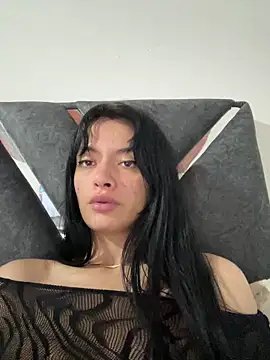 LiaCollings online show from 05/11/26, 02:45