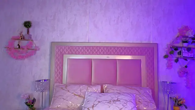 AlanaOdison online show from 09/15/25, 05:07