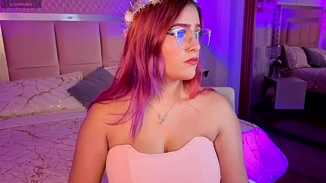 AlanaOdison online show from 12/18/25, 08:59