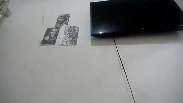 Snapshot of Foxy_Lovex chatting on 10/25/25, 09:53 Foxy Lovex online show from 10/25/25, 09:53