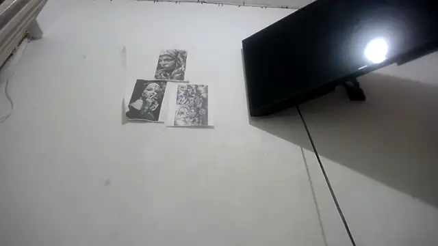 Snapshot of Foxy_Lovex chatting on 11/13/25, 10:52 Foxy Lovex online show from 11/13/25, 10:52