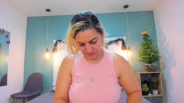 Heidy milf online show from 12/04/25, 08:06