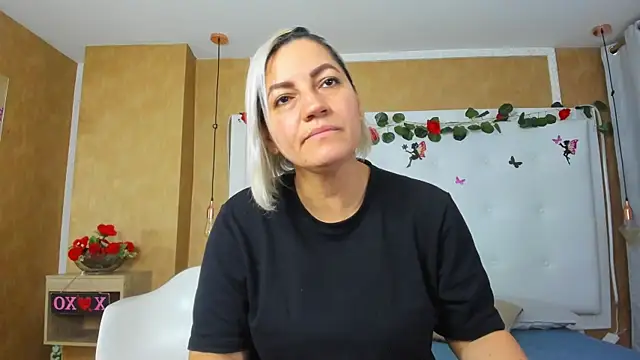 Heidy milf online show from 02/22/26, 04:05