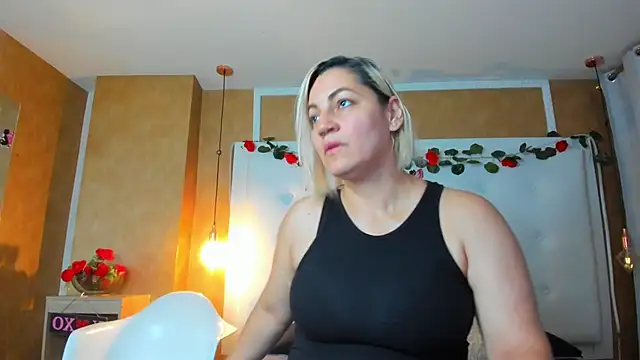 Heidy milf online show from 03/11/26, 07:53