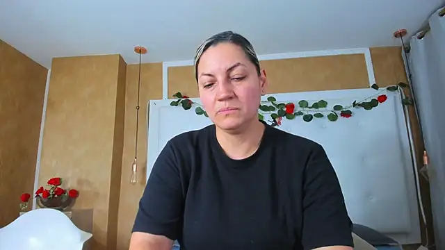 Heidy milf online show from 04/01/26, 08:28