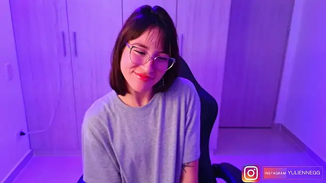 Yulienneg online show from 10/01/25, 12:05