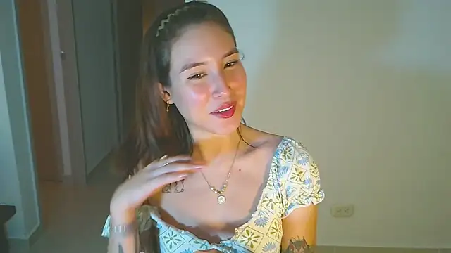 Yulienneg online show from 04/02/26, 01:25