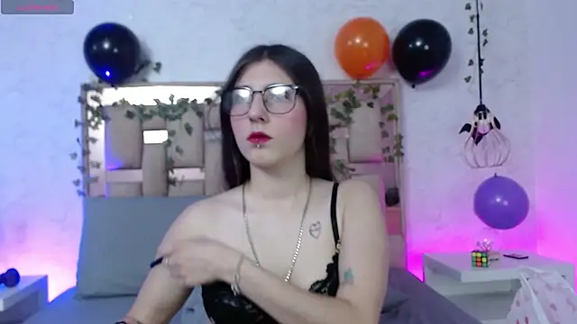 ScarlettRox online show from 10/30/25, 11:44