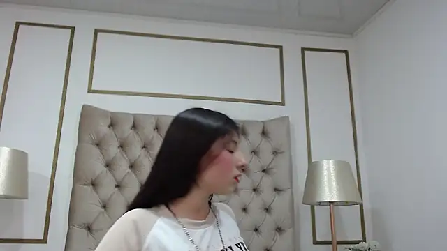 ScarlettRox online show from 03/06/26, 08:16