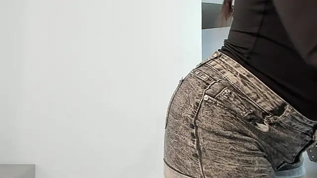 Angellit Afrodita  online show from 10/11/25, 11:42