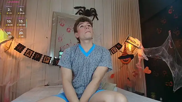 TaylerWhite online show from 10/18/25, 12:28