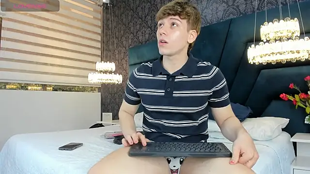 TaylerWhite online show from 04/01/26, 11:55