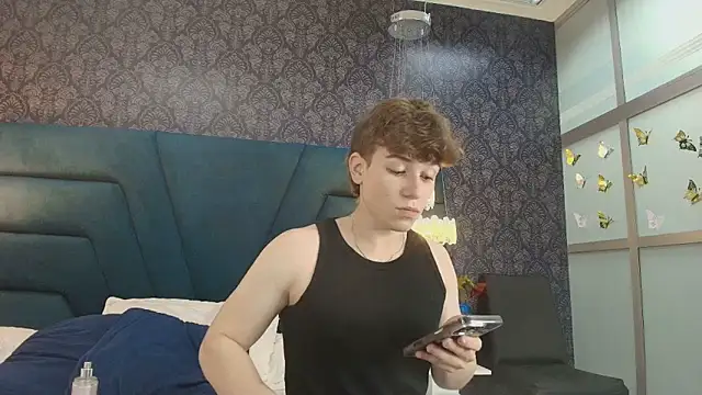 TaylerWhite online show from 04/10/26, 11:59