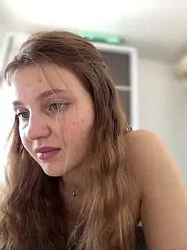 Emaline Fane online show from 02/26/26, 01:54