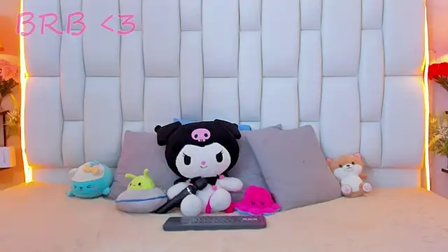 Snapshot of MilkWhore1 chatting on 09/12/25, 12:16 MilkWhore1 online show from 09/12/25, 12:16