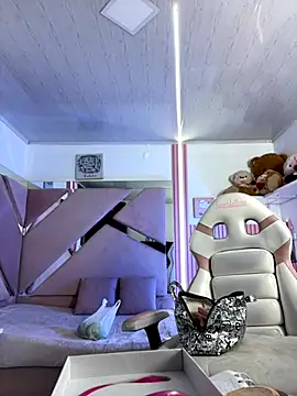 Mia garcia28 online show from 09/10/25, 07:25