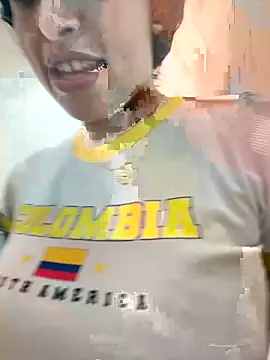 Mia garcia28 online show from 11/13/25, 07:46