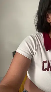 Mia garcia28 online show from 02/11/26, 05:18