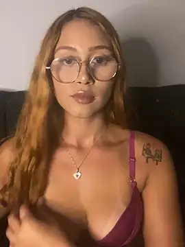 ruivinha2006 online show from 03/28/26, 12:10