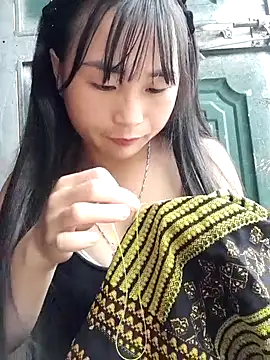 Snapshot of Sunyinn chatting on 09/25/25, 08:29 Sunyinn online show from 09/25/25, 08:29