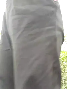 Snapshot of Sunyinn chatting on 09/27/25, 11:21 Sunyinn online show from 09/27/25, 11:21