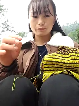 Snapshot of Sunyinn chatting on 10/31/25, 01:06 Sunyinn online show from 10/31/25, 01:06