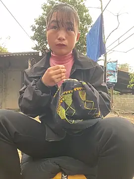 Sunyinn online show from 12/21/25, 02:08