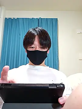 Snapshot of Earth_001 chatting on 11/09/25, 12:03 Earth 001 online show from 11/09/25, 12:03