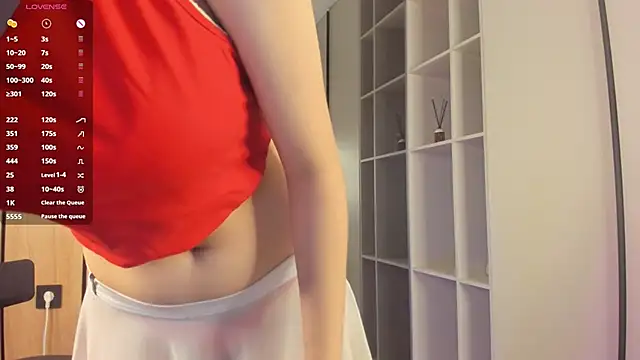 Xonalenei online show from 10/20/25, 08:09