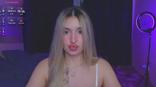 RoxyChill online show from 09/12/25, 07:47