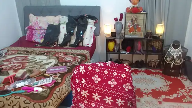 LustfullVelindaks online show from 12/22/25, 09:39