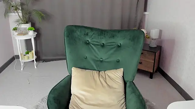 cute luucy online show from 01/19/26, 04:05