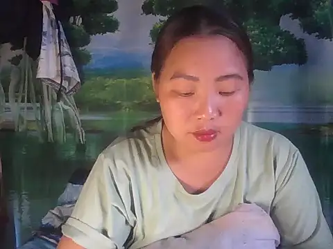 PhamPhung online show from 10/07/25, 12:52