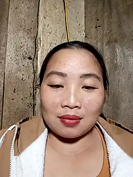 PhamPhung online show from 10/10/25, 02:49