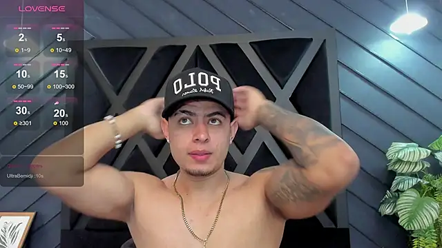 marco garciia  online show from 11/26/25, 11:17