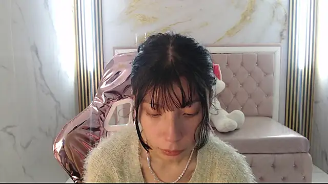 Snapshot of verana_s chatting on 10/29/25, 07:59 verana s online show from 10/29/25, 07:59