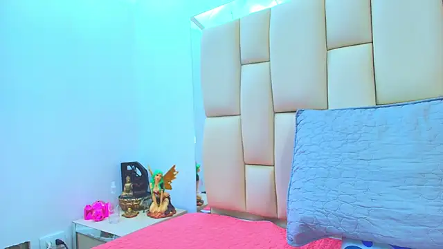 sweet amye online show from 10/21/25, 07:03