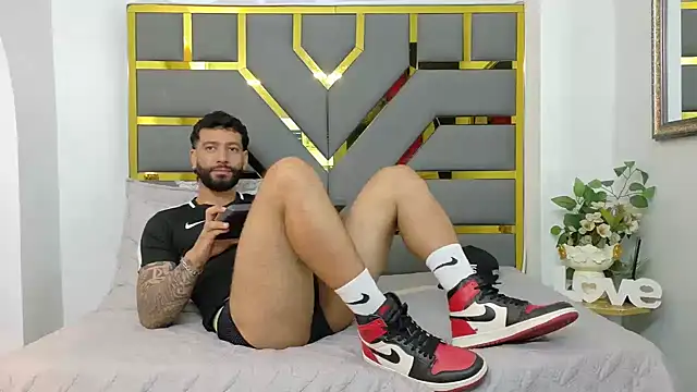 yorbymaxx online show from 10/08/25, 02:14