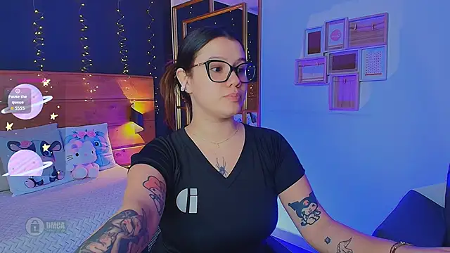 Snapshot of hanna_kimura chatting on 10/11/25, 07:34 hanna kimura online show from 10/11/25, 07:34