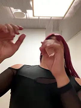 Stifanny Moreli online show from 09/26/25, 08:24