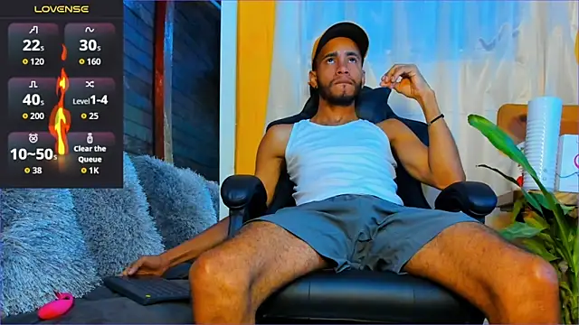 Alex bigcock11  online show from 10/15/25, 10:59