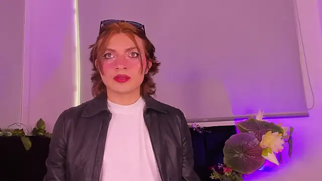 Tommy Lovee online show from 09/12/25, 01:11