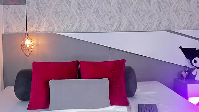 krystal foxx online show from 11/17/25, 05:08