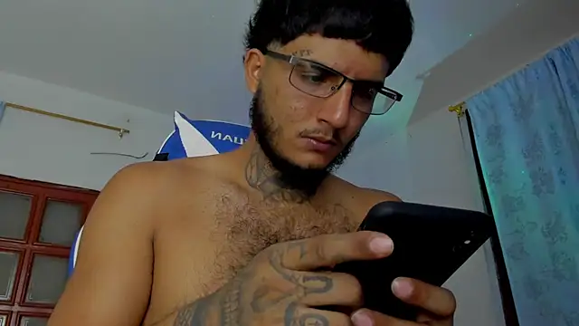 Snapshot of Lord_Luciferhot_Dirty666 chatting on 11/07/25, 11:27 Lord Luciferhot Dirty666 online show from 11/07/25, 11:27