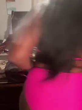 SandyCHEECKZ online show from 11/21/25, 10:30