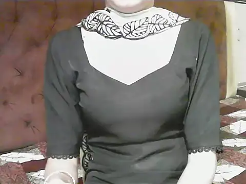 elize   online show from 01/17/26, 02:38