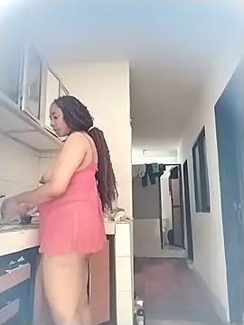 AmbarSmit online show from 10/28/25, 07:05